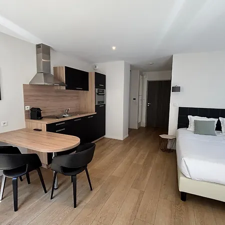 Les Maisons D'eugene - Centre Historique アパート