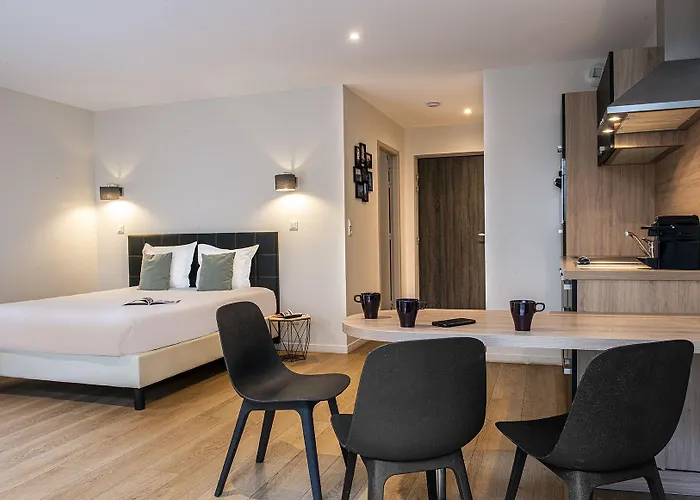 Les Maisons D'eugene - Centre Historique * Ονφλέρ